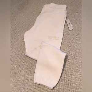 New Essentials Fear of God Egg Shell Sweatpants
